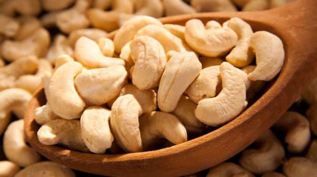 HEALTH TIPS BENEFITS OF CASHEW NUT